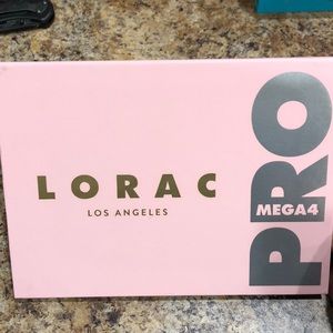 LORAC Mega Pro 4 palette